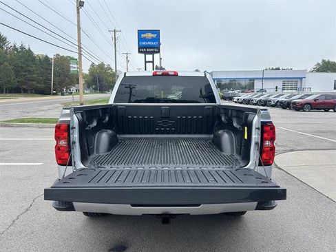 Certified 2018 Chevrolet Silverado 1500 LT w/ All Star Edition image 5