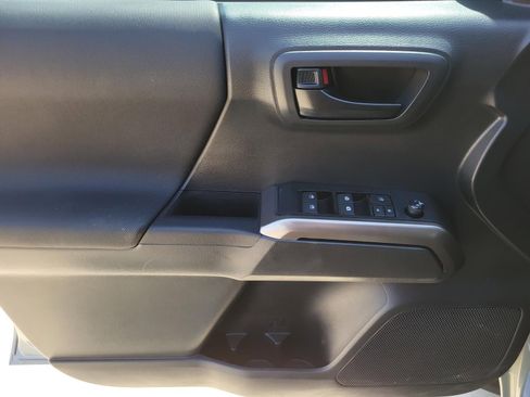 Used 2023 Toyota Tacoma 4x4 Double Cab w/ Trail Edition image 15