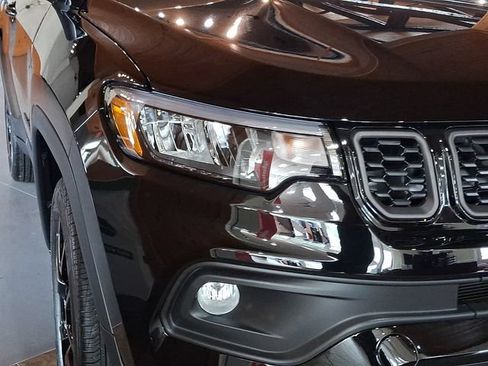New 2026 Jeep Compass Latitude AWD/4WD image 10