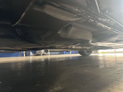 Used 2017 Volkswagen Passat 1.8T R-Line w/ R-Line Lighting Package image 23