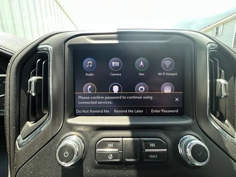 Used 2020 GMC Sierra 2500 AT4 w/ AT4 Premium Package AWD/4WD image 26