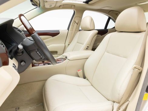 Used 2012 Lexus LS 460 w/ Luxury Value Edition RWD image 8