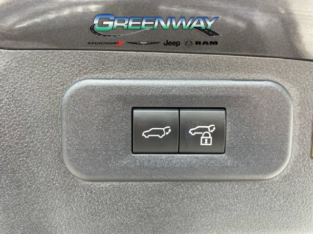 Used 2025 Lexus NX 250 FWD w/ Cold Area Package image 8