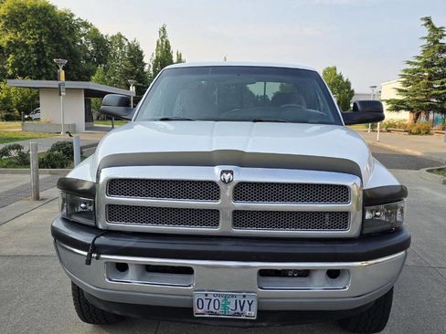 Used 1998 Dodge Ram 2500 Truck 4x4 Club Cab image 2