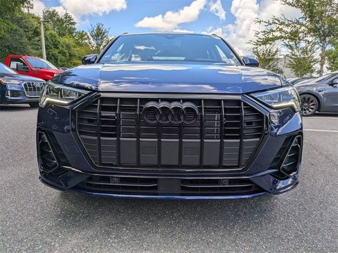 Used 2025 Audi Q3 2.0T Premium image 8