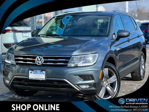 Used 2020 Volkswagen Tiguan SEL image 1