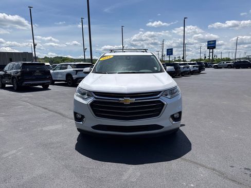 Used 2018 Chevrolet Traverse Premier w/ Driver Confidence II Package FWD image 8