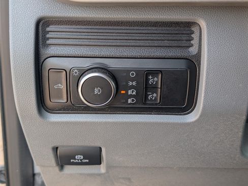 Used 2024 Ford F250 XLT AWD/4WD image 21