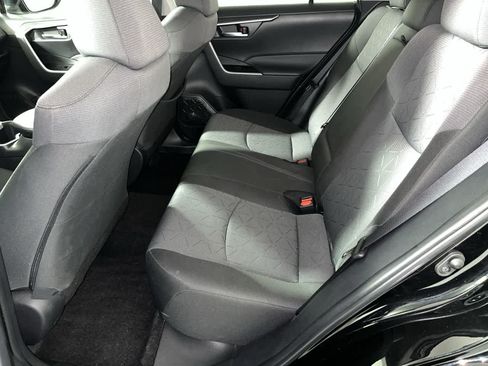 Used 2025 Toyota RAV4 XLE FWD image 26