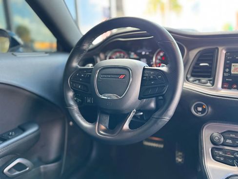 Used 2020 Dodge Challenger R/T Scat Pack image 27