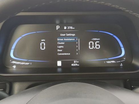 Used 2025 Hyundai Elantra Sport image 23