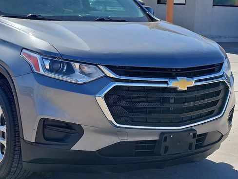 Used 2019 Chevrolet Traverse LS FWD image 7