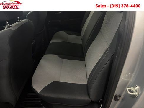 Certified 2020 Toyota Tacoma TRD Off-Road image 24