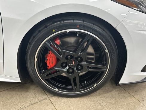 Used 2021 Chevrolet Corvette Stingray Premium Cpe w/ Z51 Performance Package image 10