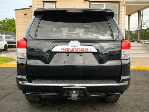 Used 2010 Toyota 4Runner Limited AWD/4WD image 6