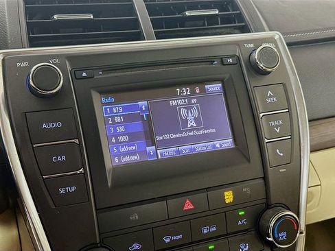 Used 2017 Toyota Camry LE image 15