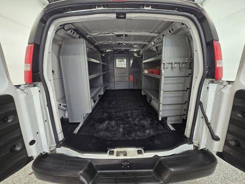 Used 2022 GMC Savana 2500 w/ Driver Convenience Package RWD image 14
