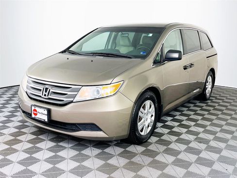 Used 2012 Honda Odyssey LX image 3