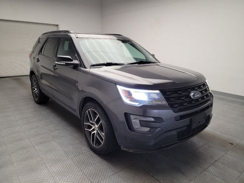 Used 2017 Ford Explorer Sport w/ Equipment Group 401A AWD/4WD image 13