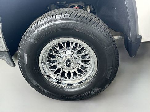 Used 2022 Chevrolet Silverado 2500 LTZ w/ Z71 Off-Road Package image 30