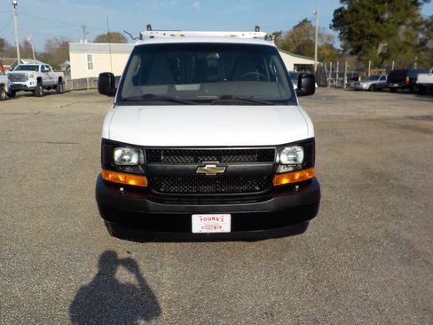 Used 2017 Chevrolet Express 2500 image 8