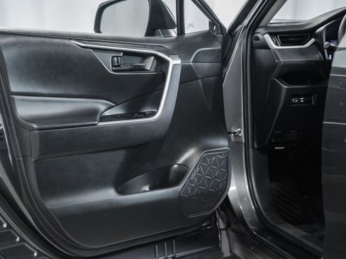 Used 2023 Toyota RAV4 LE image 34