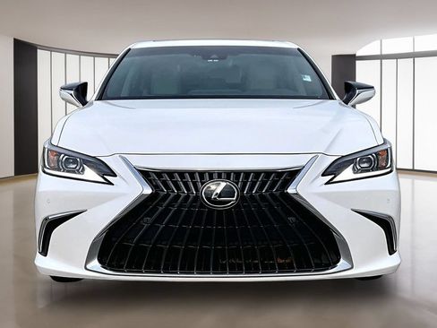 Used 2025 Lexus ES 350 w/ Premium Package FWD image 3