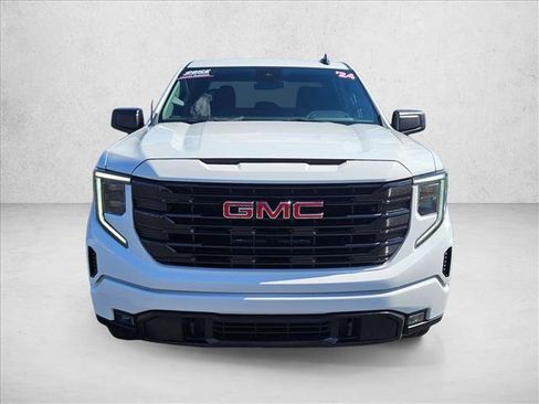 Used 2024 GMC Sierra 1500 Elevation AWD/4WD image 2