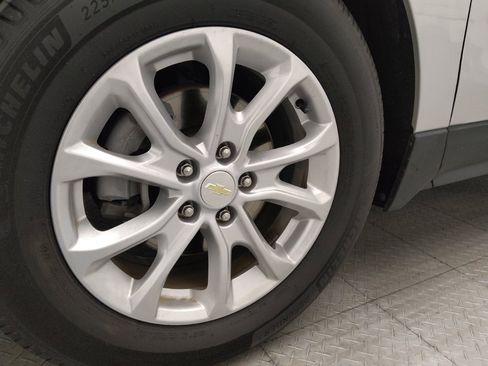 Used 2019 Chevrolet Equinox LT FWD image 31