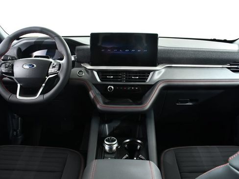 New 2026 Ford Explorer ST-Line w/ ST-Line Street Pack AWD/4WD image 7