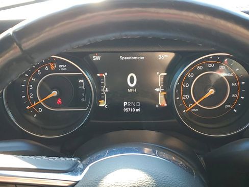 Used 2020 Jeep Gladiator Overland w/ Advanced Safety Group image 10