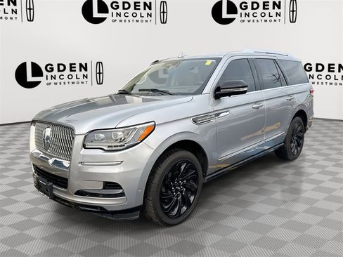 Certified 2023 Lincoln Navigator Reserve image 1