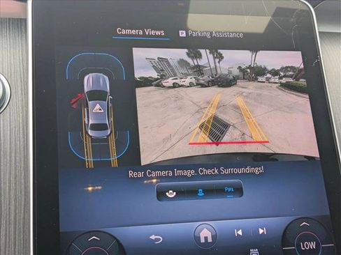 Used 2025 Mercedes-Benz C 300 Sedan image 13