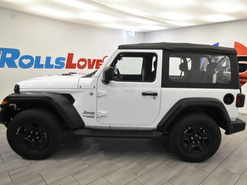 Used 2021 Jeep Wrangler Sport image 2