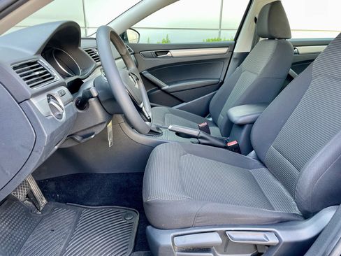 Used 2017 Volkswagen Passat 1.8T S FWD image 14