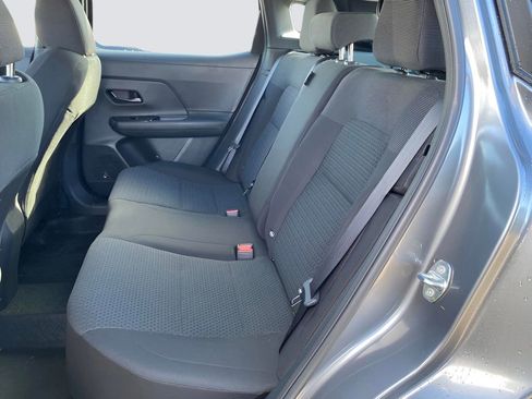 Used 2025 Nissan Kicks S image 14