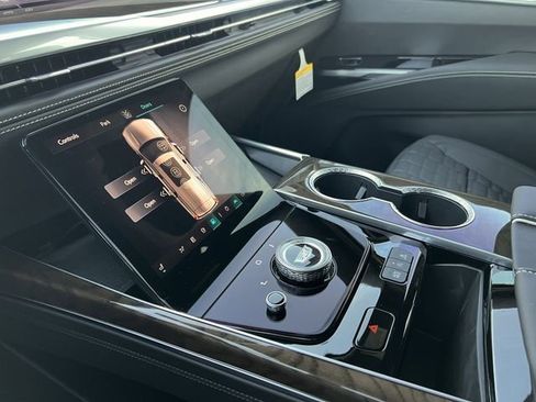 Certified 2026 Cadillac Escalade Platinum Sport image 21