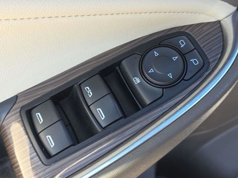 Used 2024 Chevrolet Malibu LT image 21