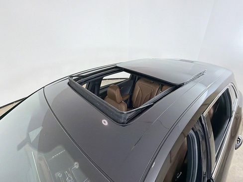 Used 2022 Lincoln Nautilus Reserve image 18