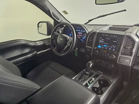 Used 2017 Ford F150 XLT w/ Equipment Group 302A Luxury image 11