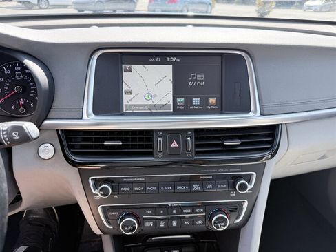 Used 2017 Kia Optima EX w/ Technology Package FWD image 14