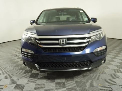 Used 2017 Honda Pilot Elite image 2