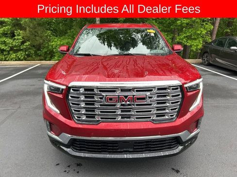 Used 2025 GMC Acadia Denali w/ Super Cruise Package FWD image 2