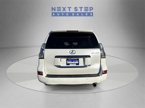 Used 2015 Lexus GX 460 image 7