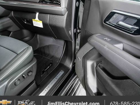 New 2026 Chevrolet Suburban Premier w/ Sun And Tow Package image 27
