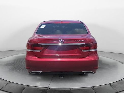 Used 2013 Lexus LS 460 L w/ Preferred Accessory Package RWD image 4