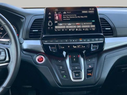 Used 2025 Honda Odyssey Sport-L image 7