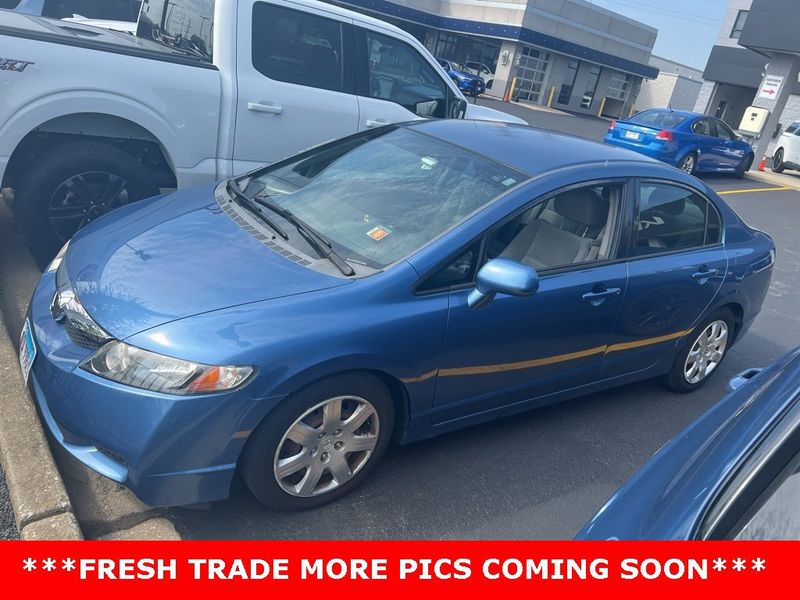 Used 2010 Honda Civic LX image 1