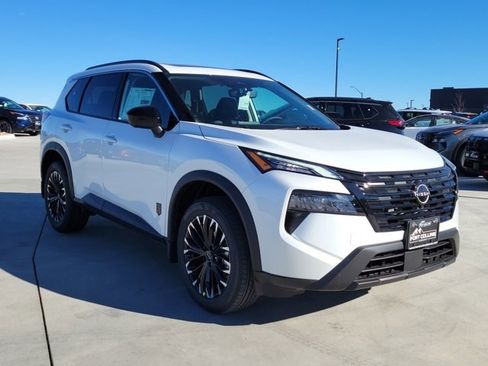 New 2026 Nissan Rogue SV image 4