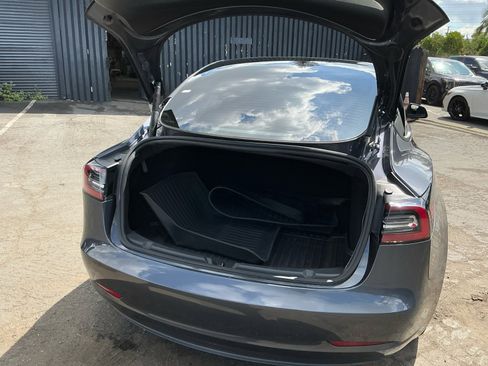 Used 2023 Tesla Model 3 Standard Range image 26